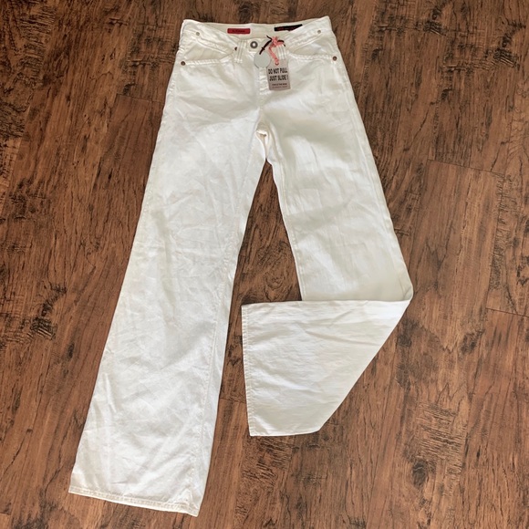Ag Adriano Goldschmied Denim - NWT AG Adriano Goldschmied White Flare Leg Jean 25
